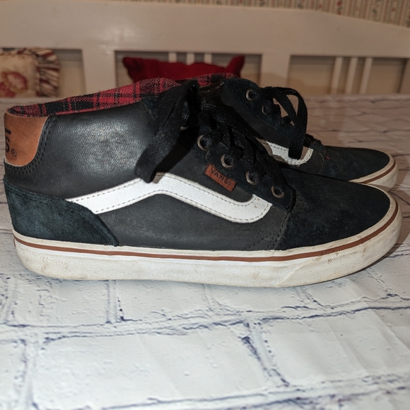 Suede Vans - Picture 2 of 5